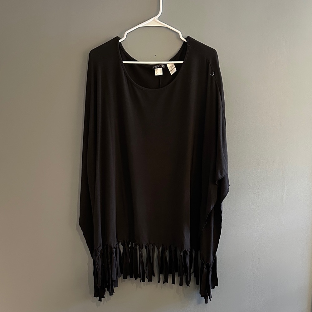 VENUS Elegant Black Garment